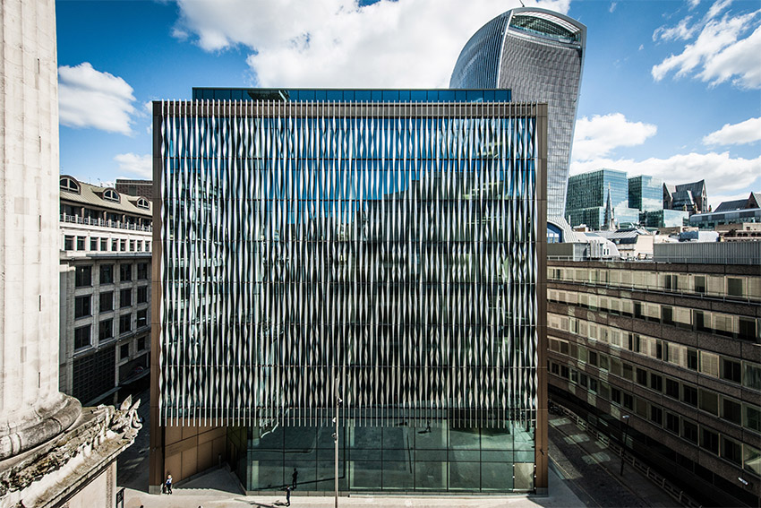 „The Monument Building“, London